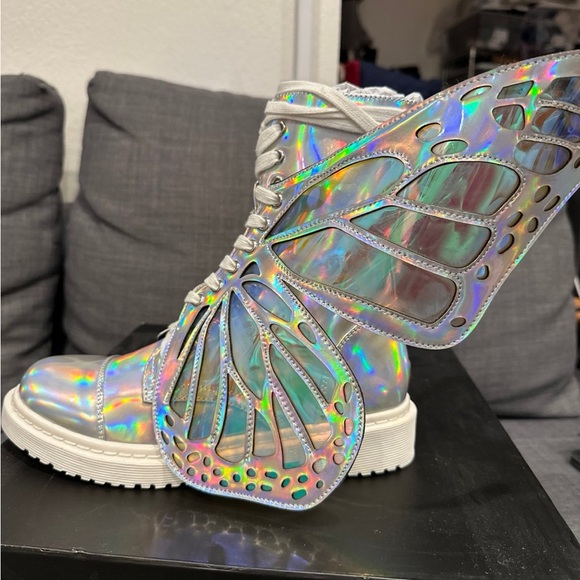 Dolls kill Club exx holographic butterfly boots - Picture 7 of 11